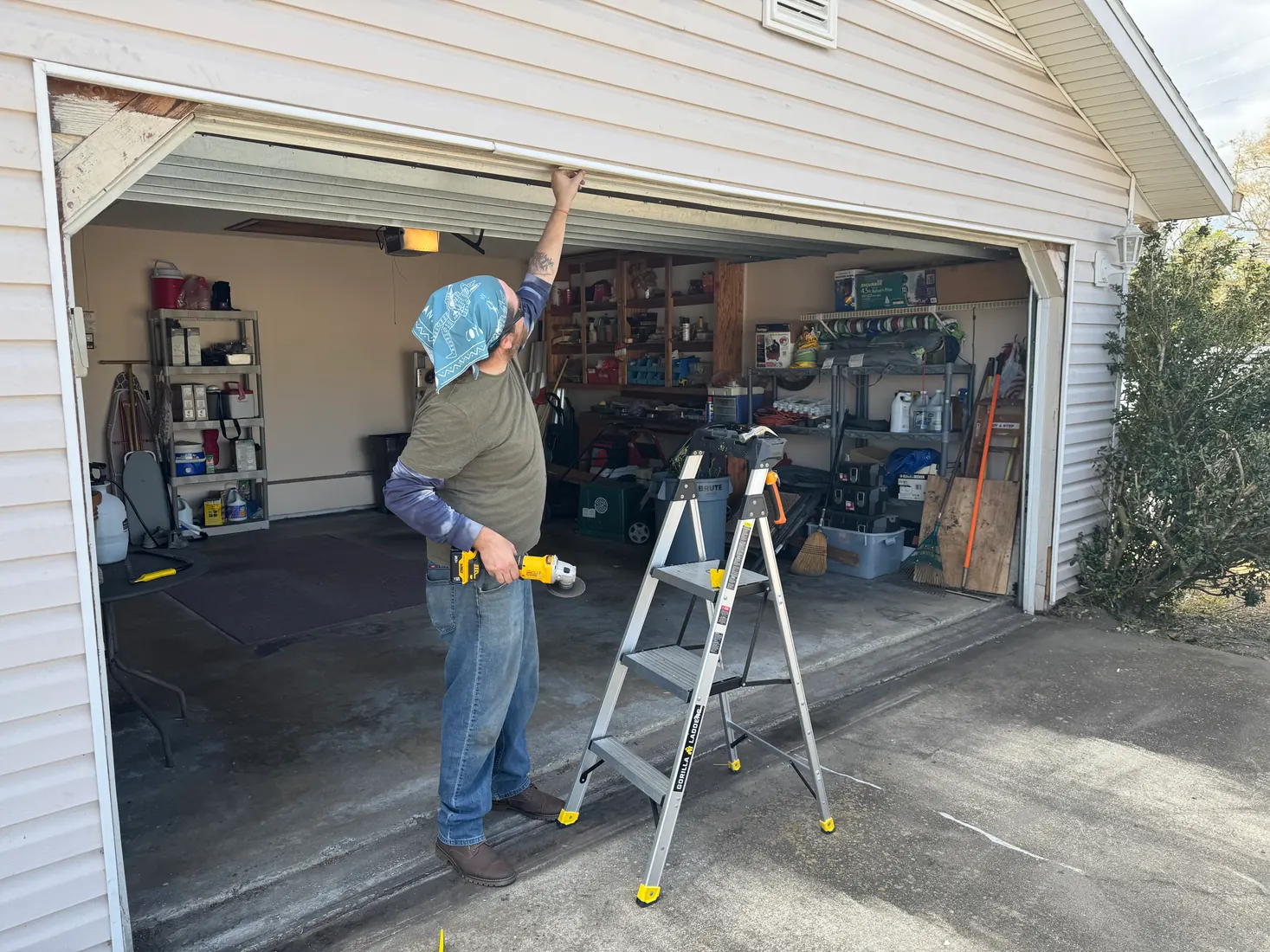 Screen Repair Bros pool cage and screen repair project 34